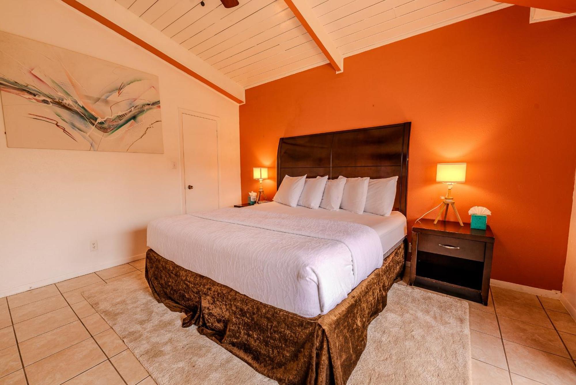 Kingfishers Retreat Serene 1Br Escape With Balcony 207 サウス・パドリー・アイランド エクステリア 写真