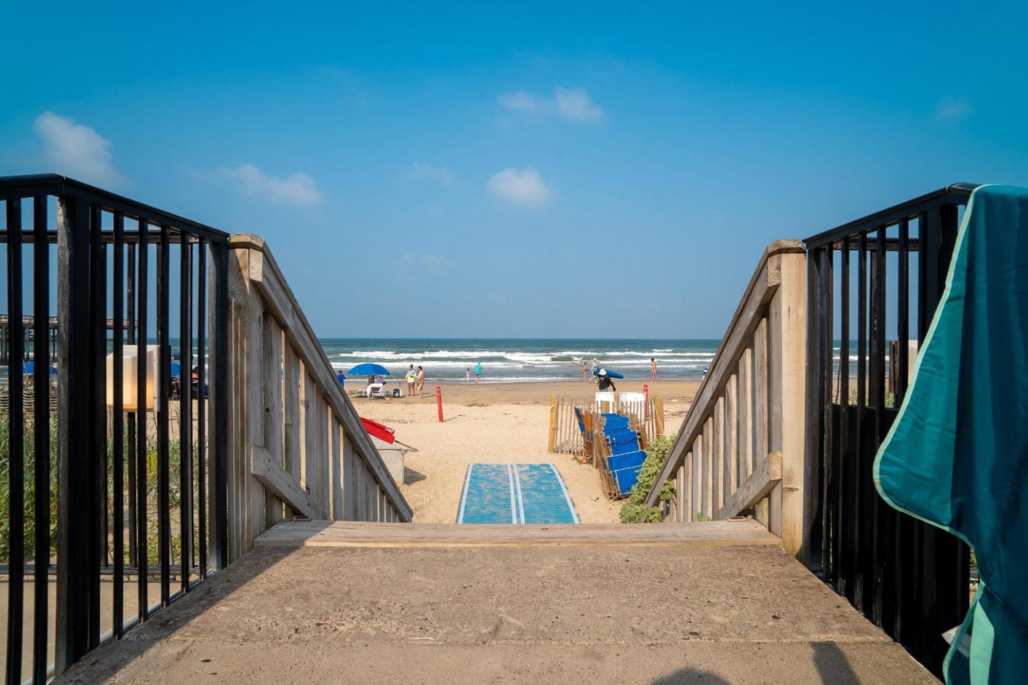 Kingfishers Retreat Serene 1Br Escape With Balcony 207 サウス・パドリー・アイランド エクステリア 写真